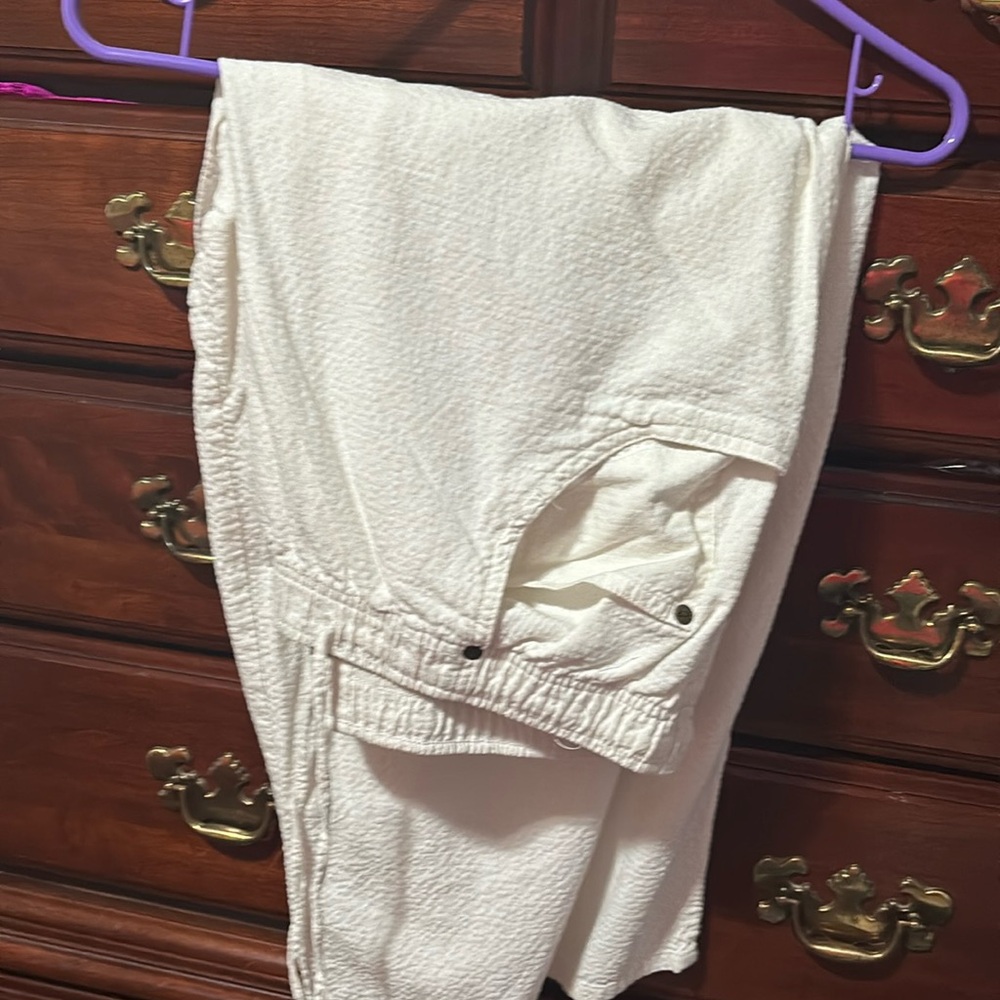 1X white NWOT Kim Rogers seersucker captors